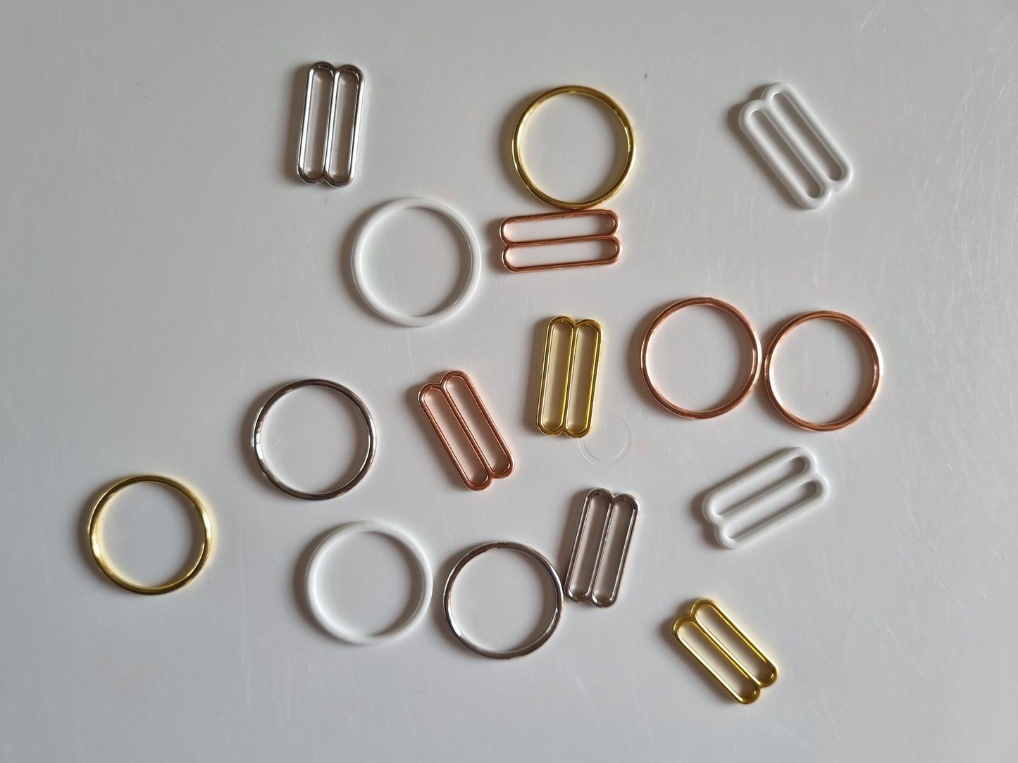 12mm ringetjes en schuifjes beschikbaar in verschillende kleuren