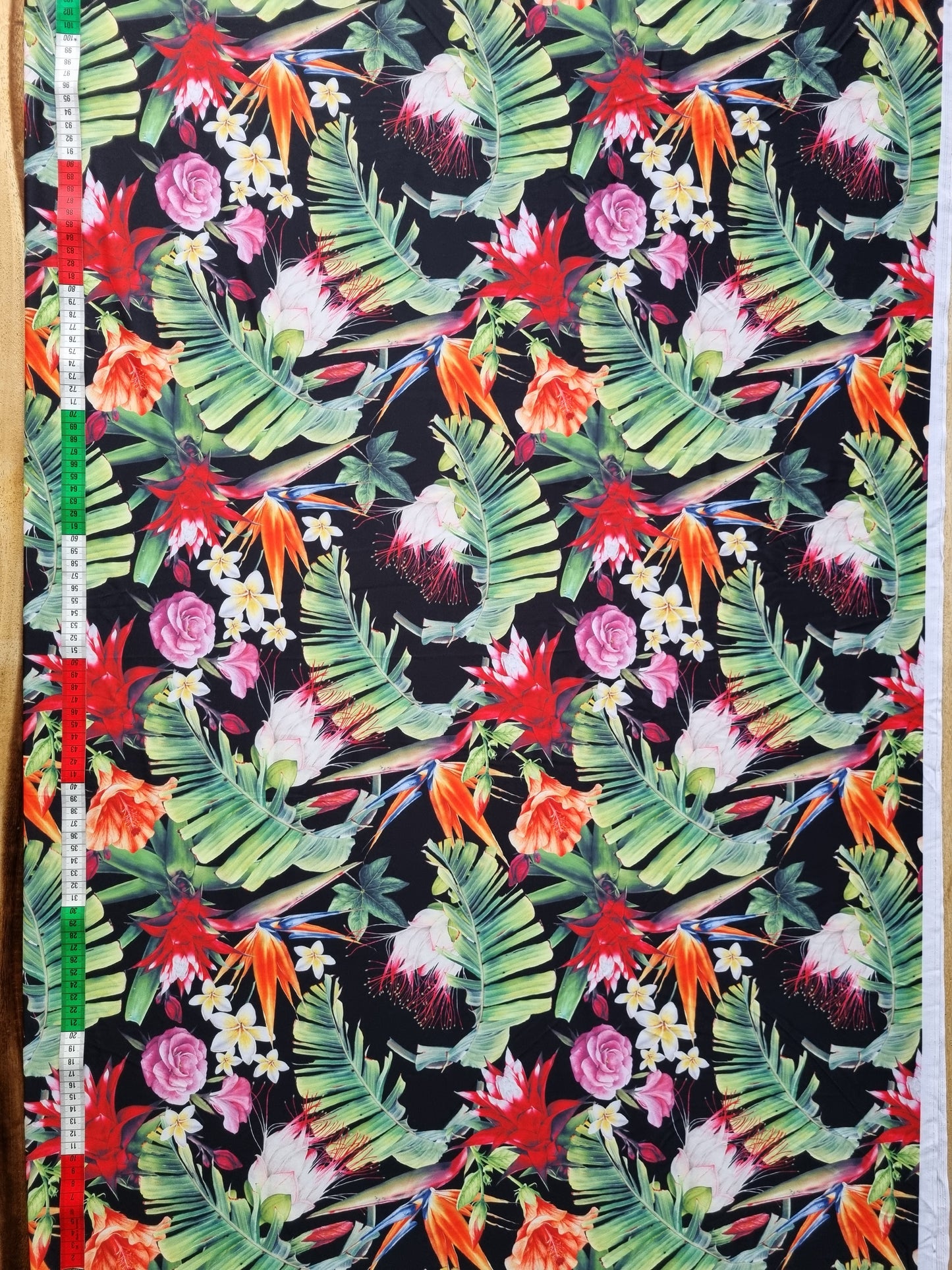 Zwem (en lingerie) lycra: Zwart met tropische planten