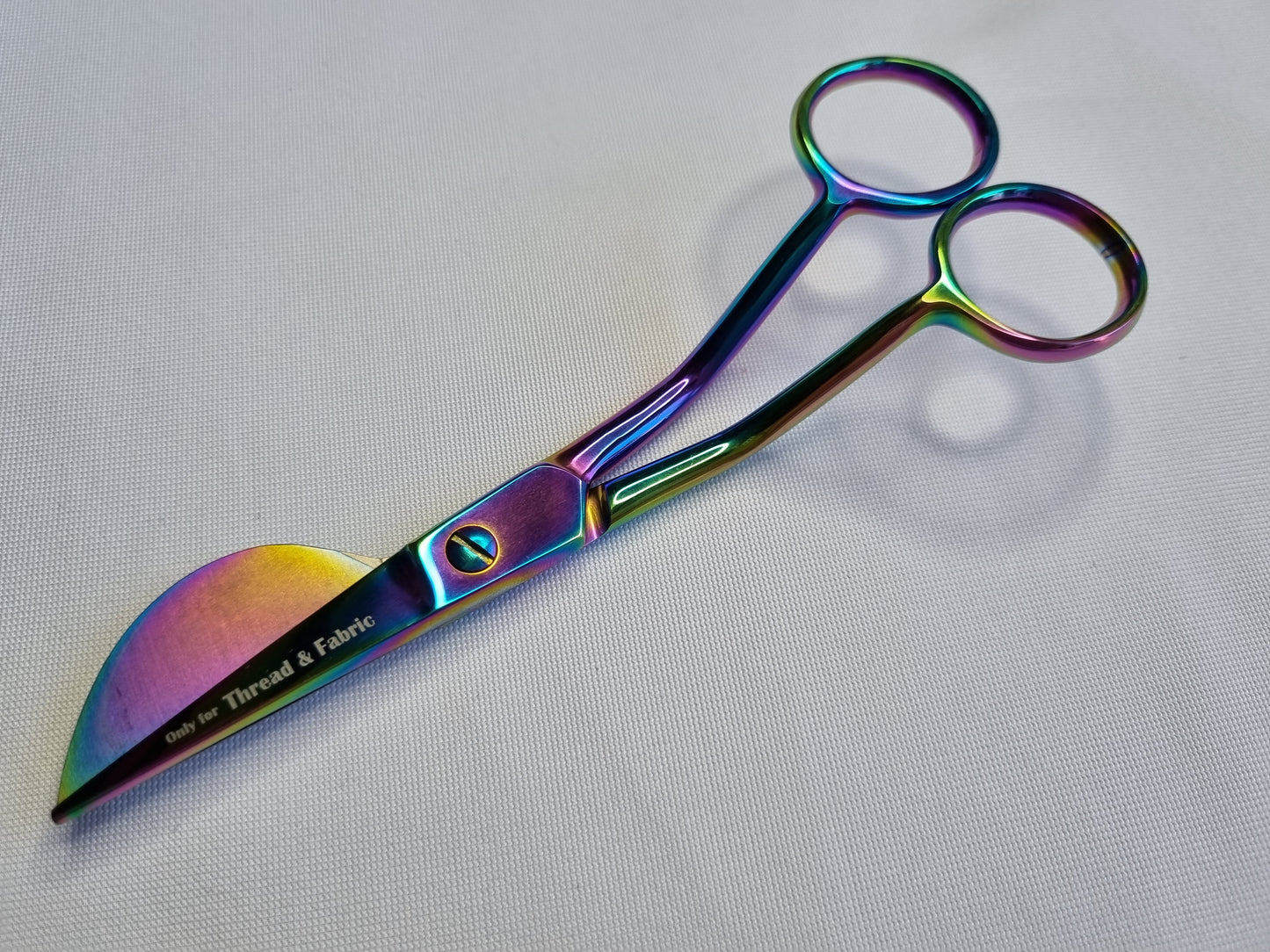 Rainbow applicatieschaar "Only for Thread & Fabric"