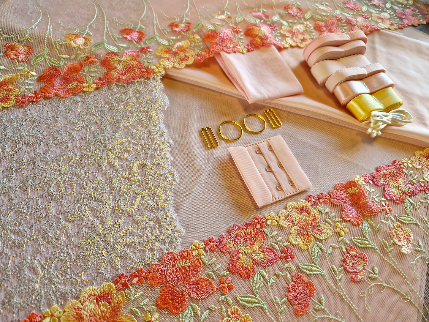 Lingerie kit "Firework sparkles"