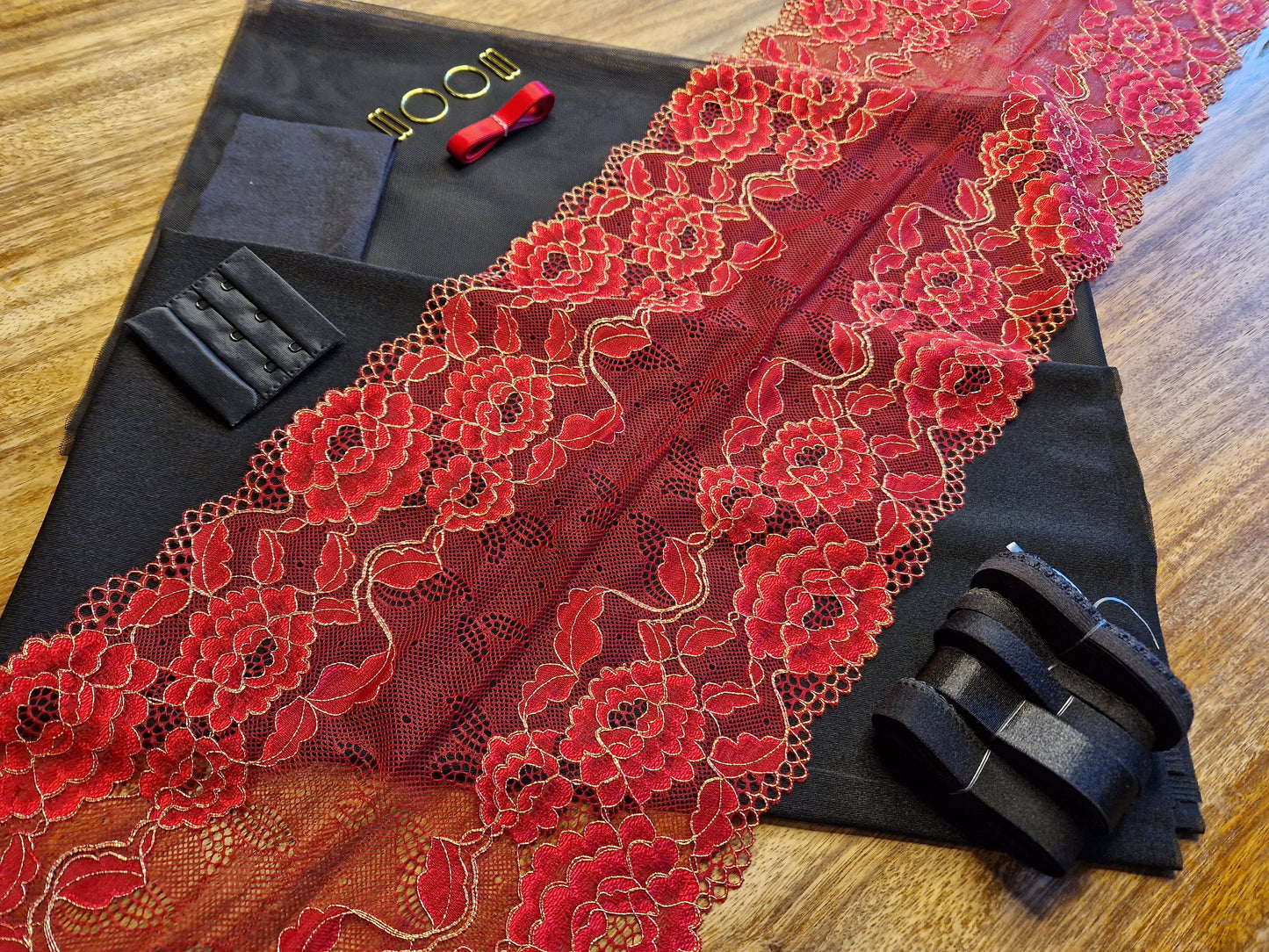 Lingerie kit "Christmas all year long"