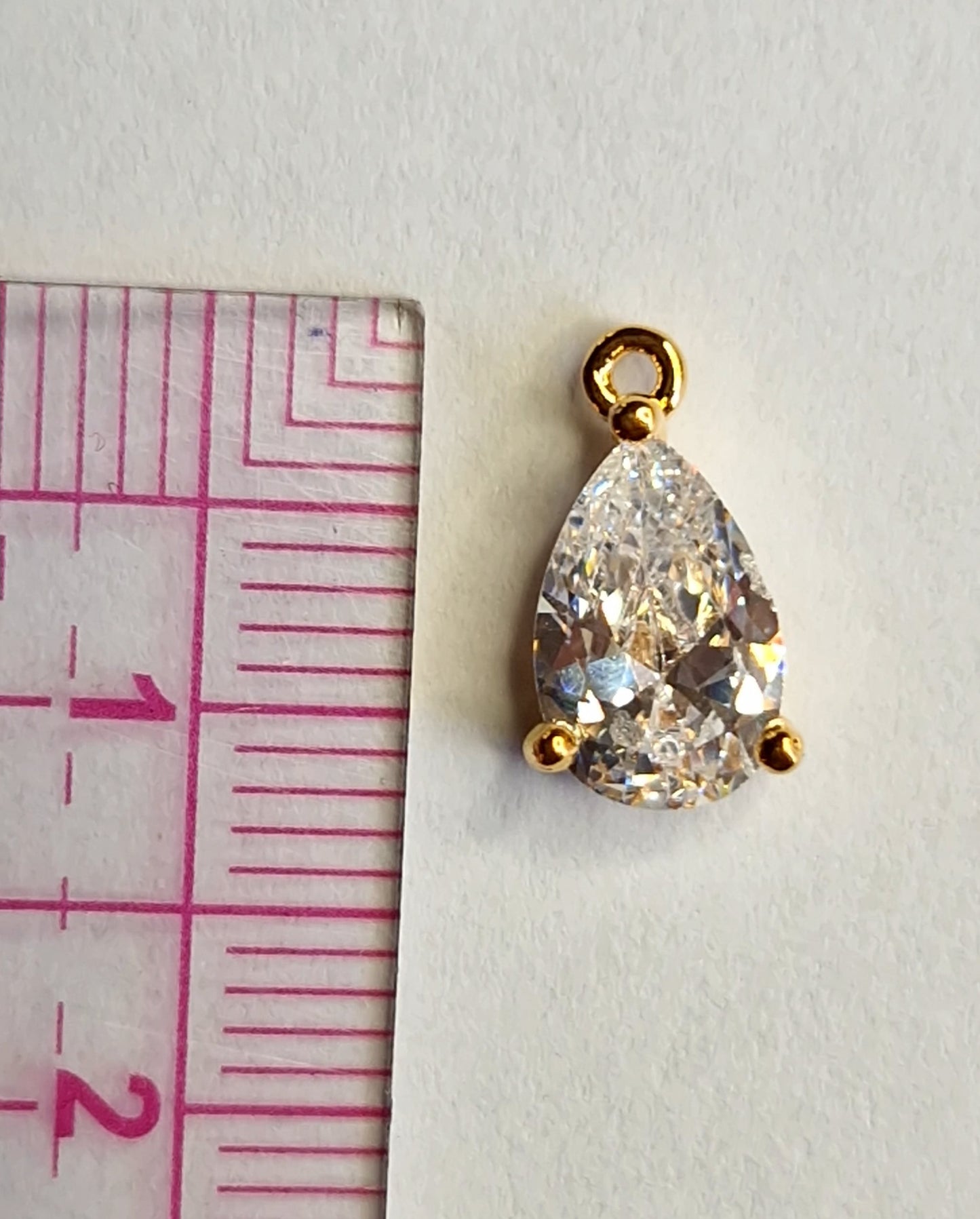 met 18K goud vergulde bedeltjes met zirconia in verschillende kleuren