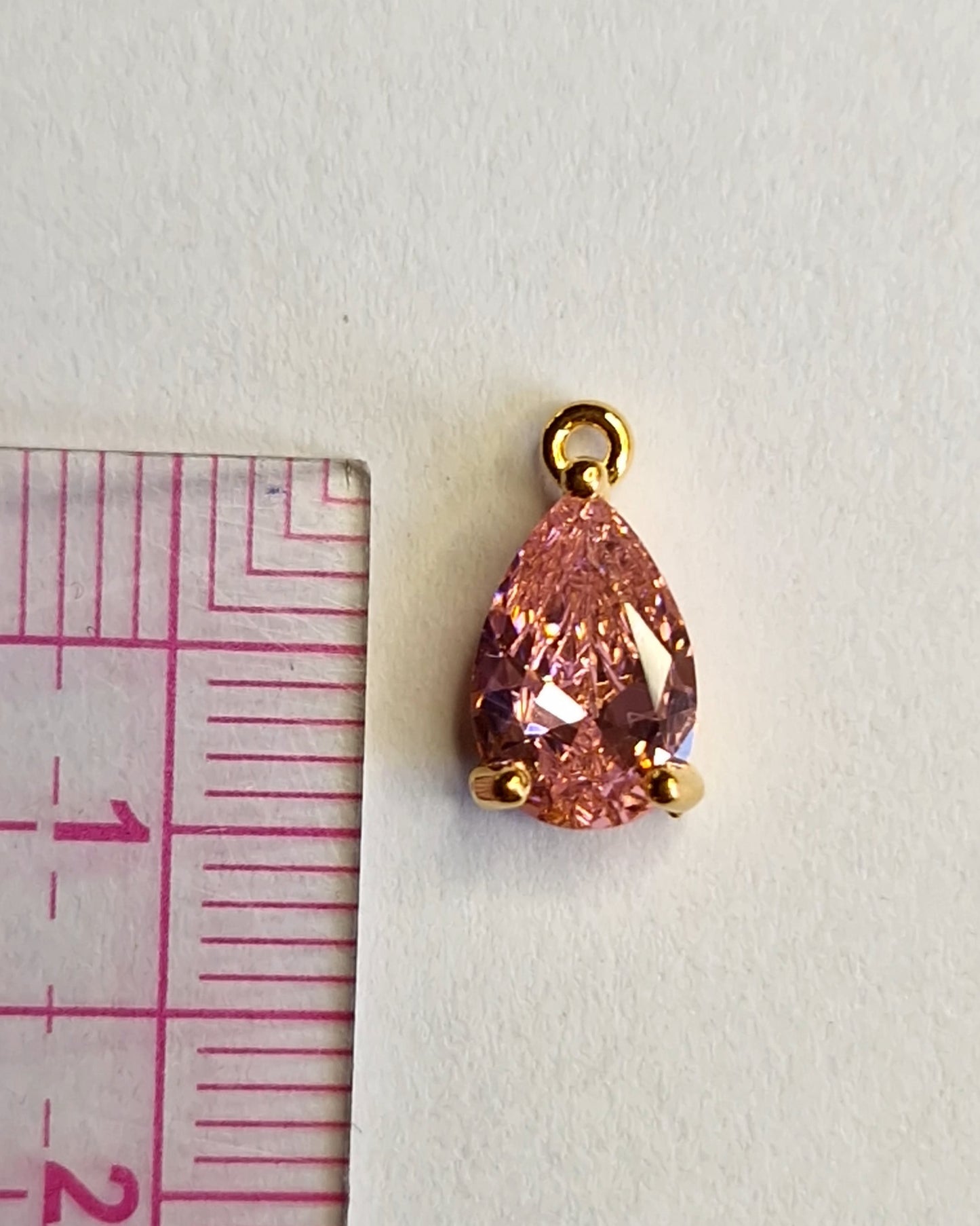 met 18K goud vergulde bedeltjes met zirconia in verschillende kleuren