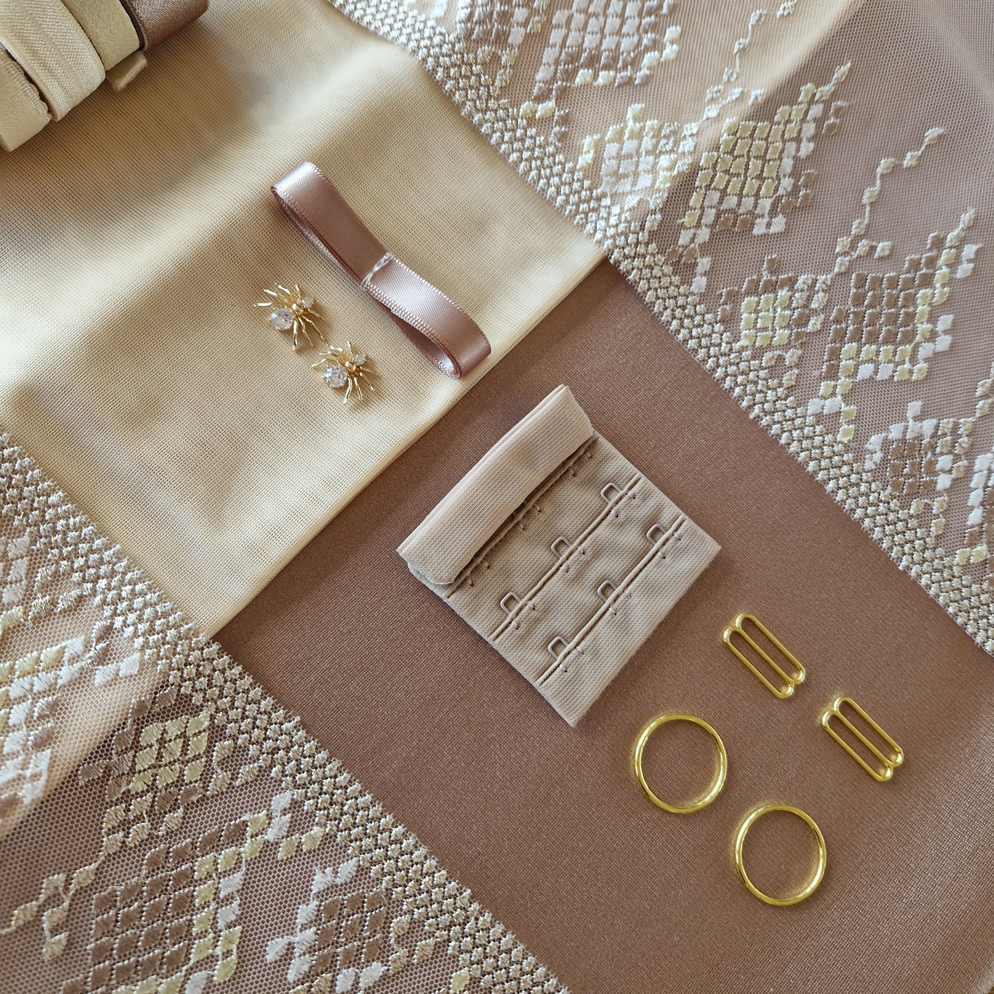 Lingerie kit "Not Your Basic Beige"