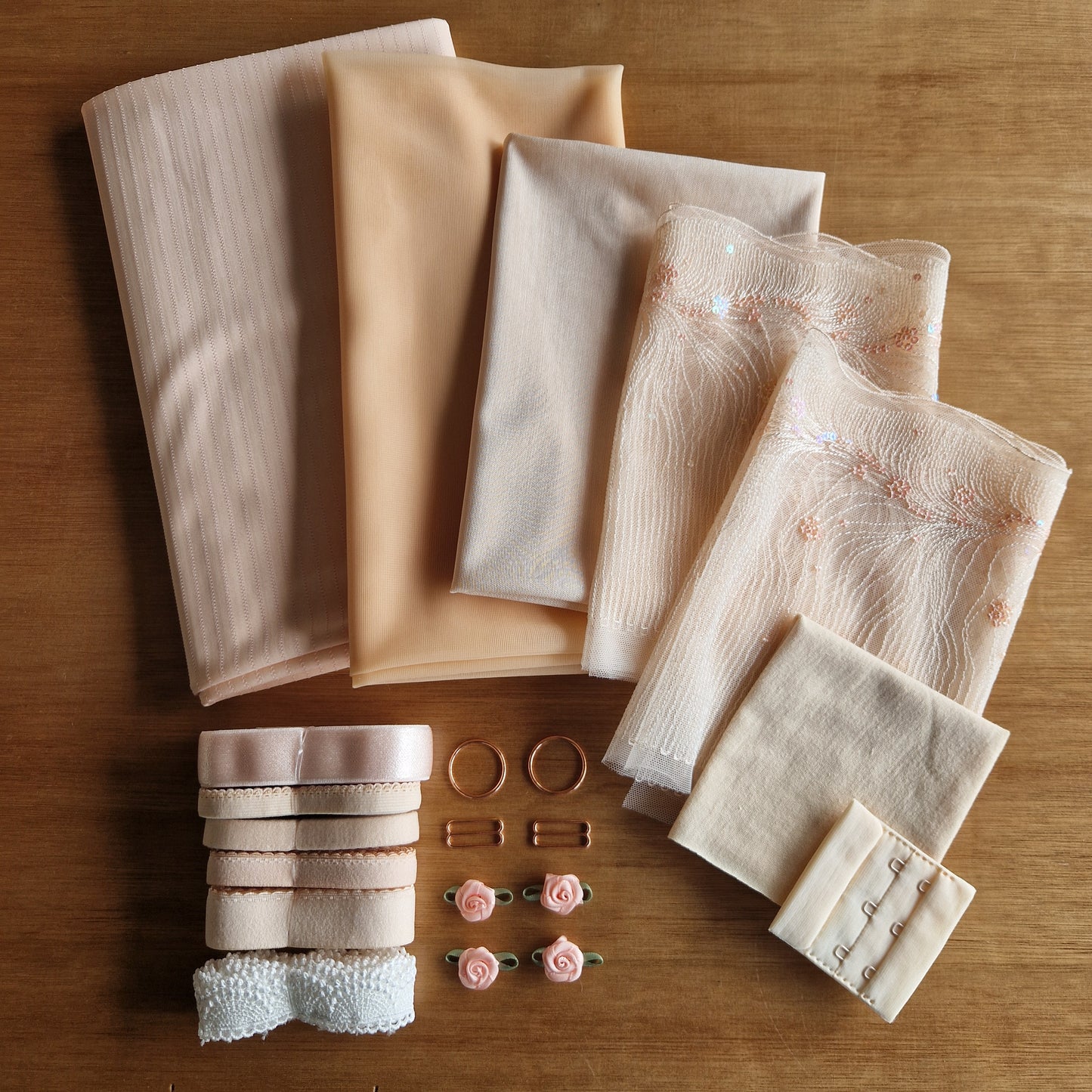 Lingerie kit "99% unicorn"