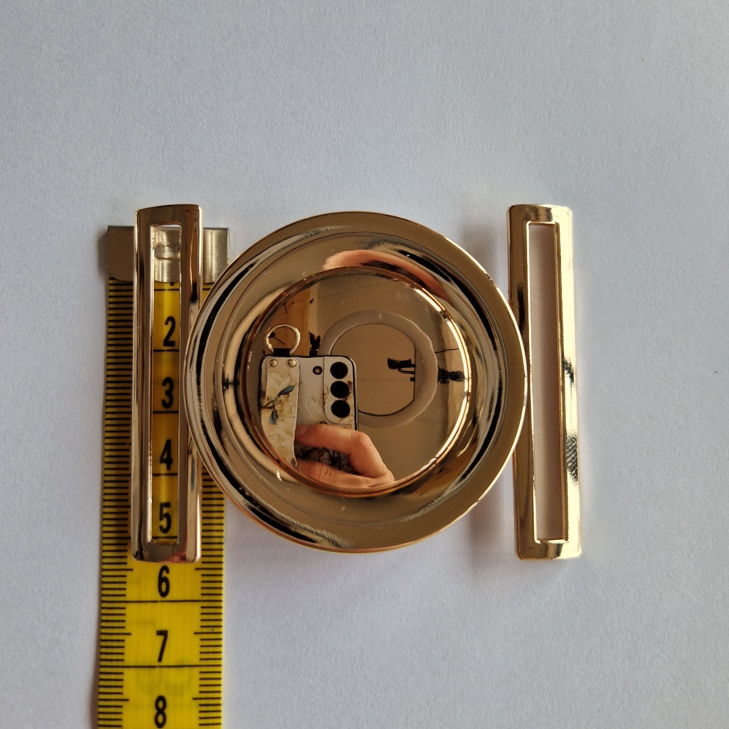goudkleurige grote bikinisluiting van 5.5cm hoog