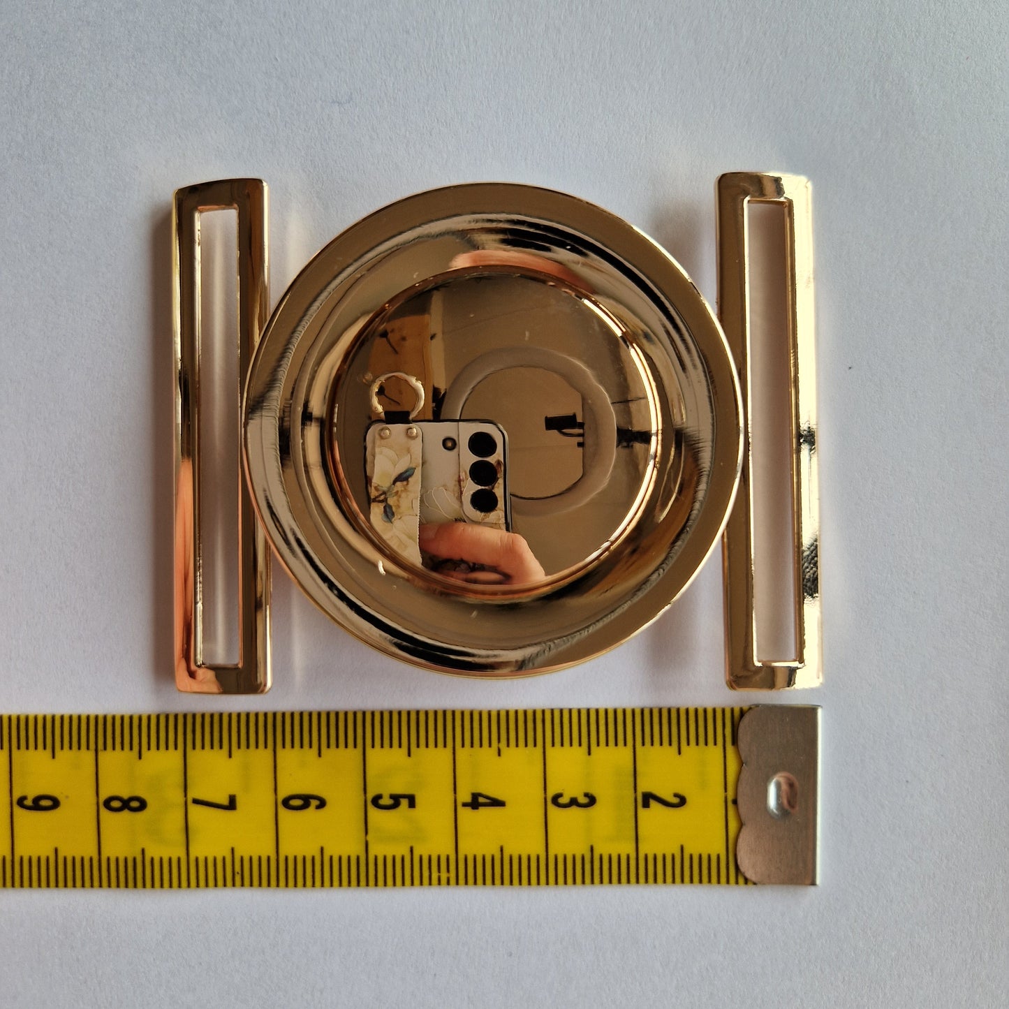 goudkleurige grote bikinisluiting van 5.5cm hoog