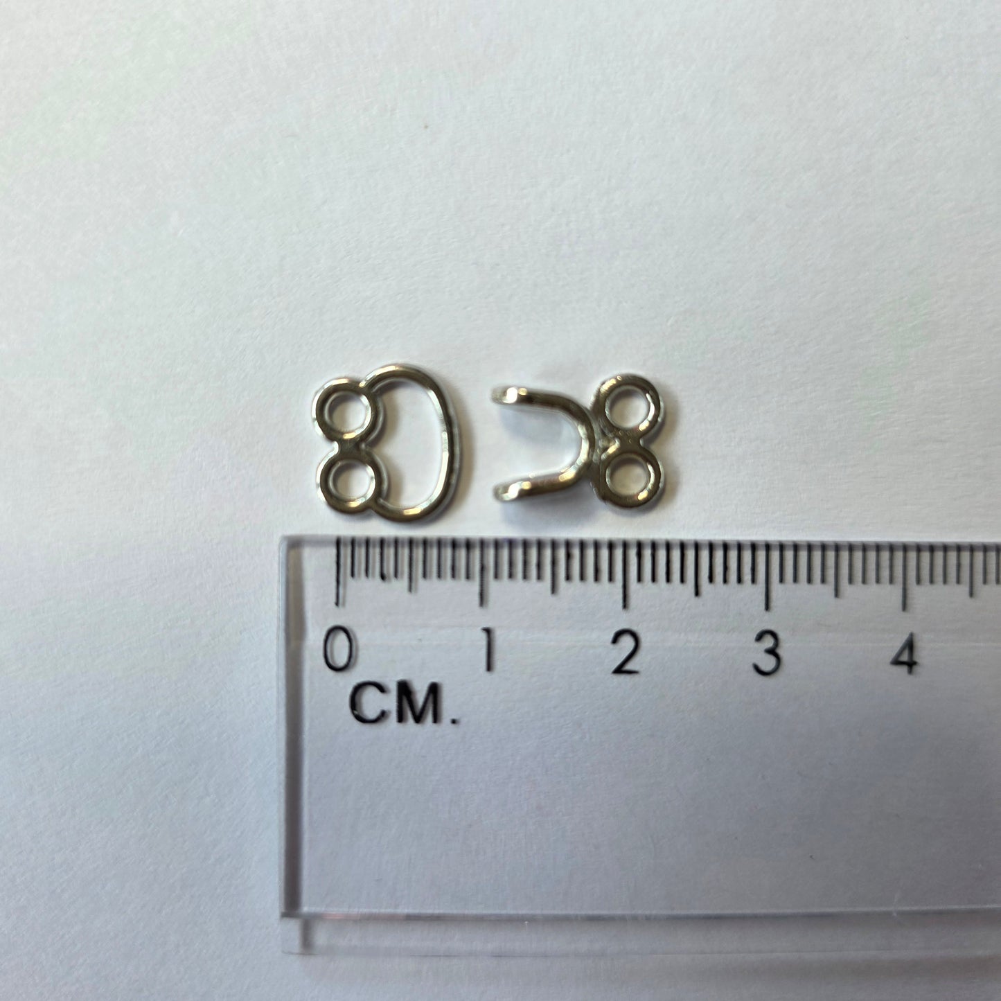 los haakje en oogje zilver