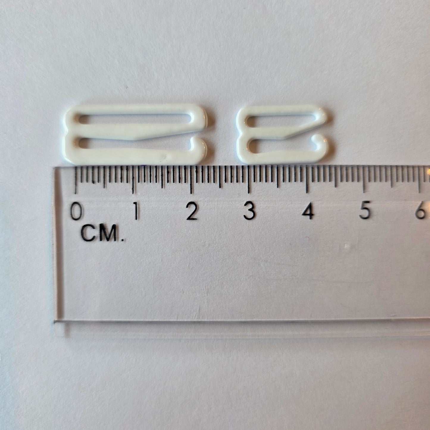 G-haakje wit (metaal, nylon gecoat)