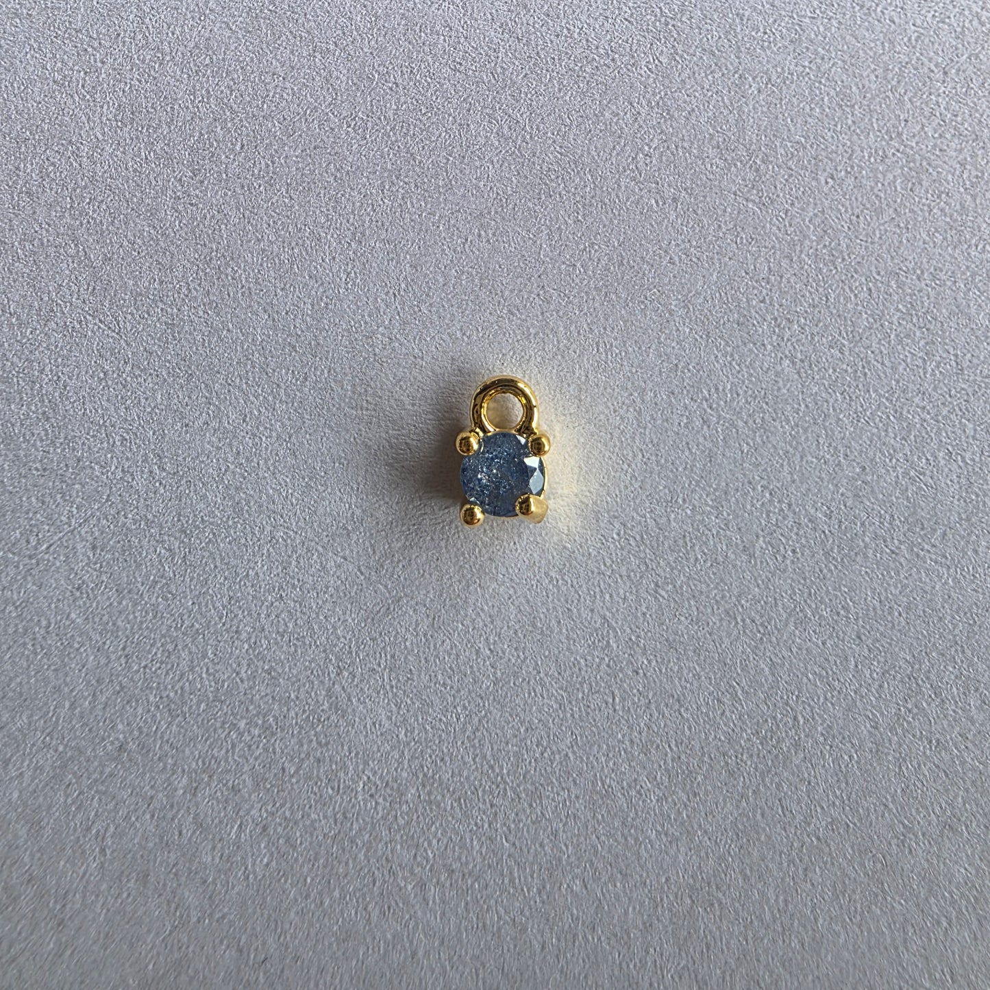 met 18K goud vergulde mini bedeltjes met zirconia in verschillende kleuren
