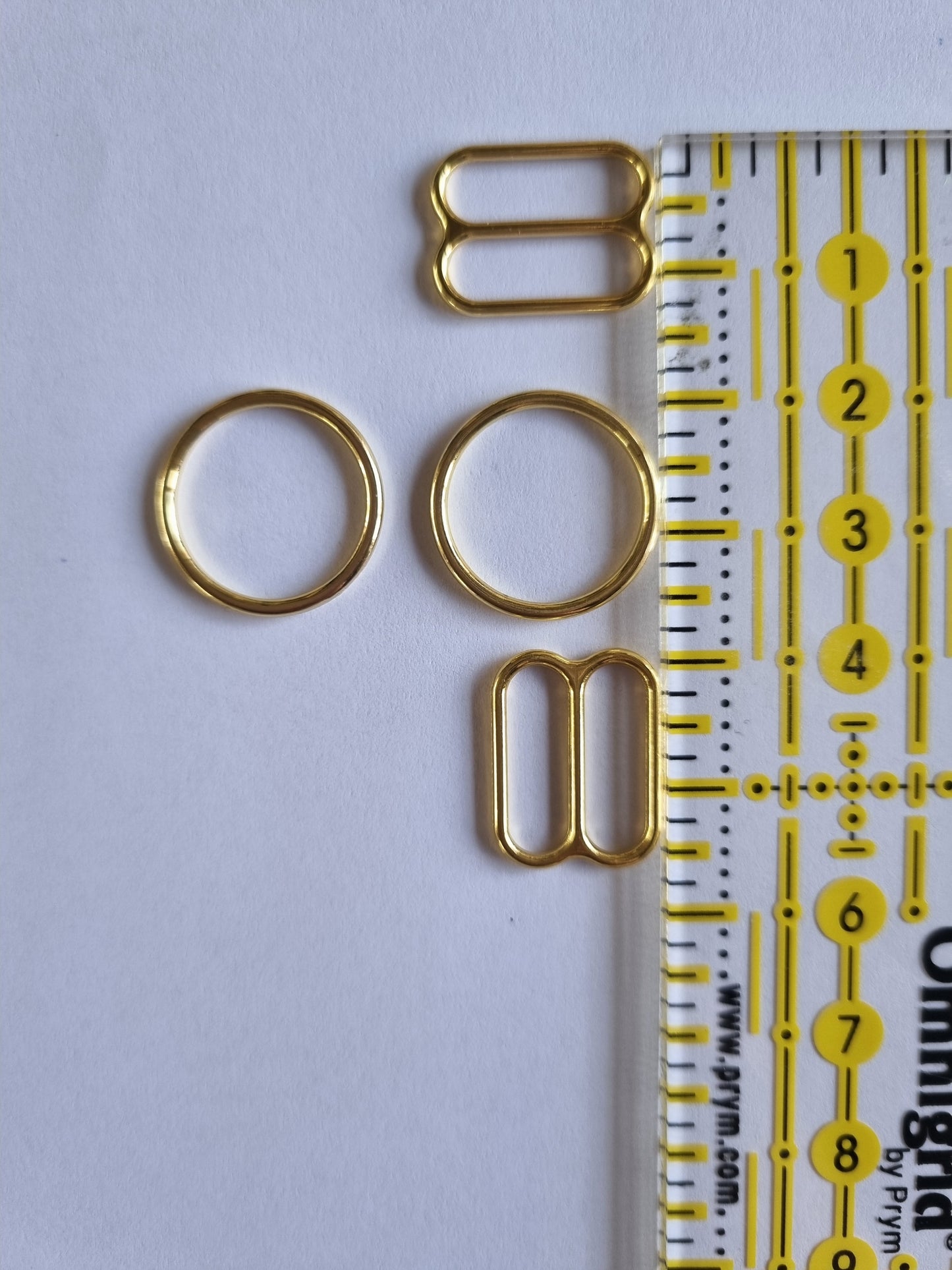 15mm ringetjes en schuifjes van metaal