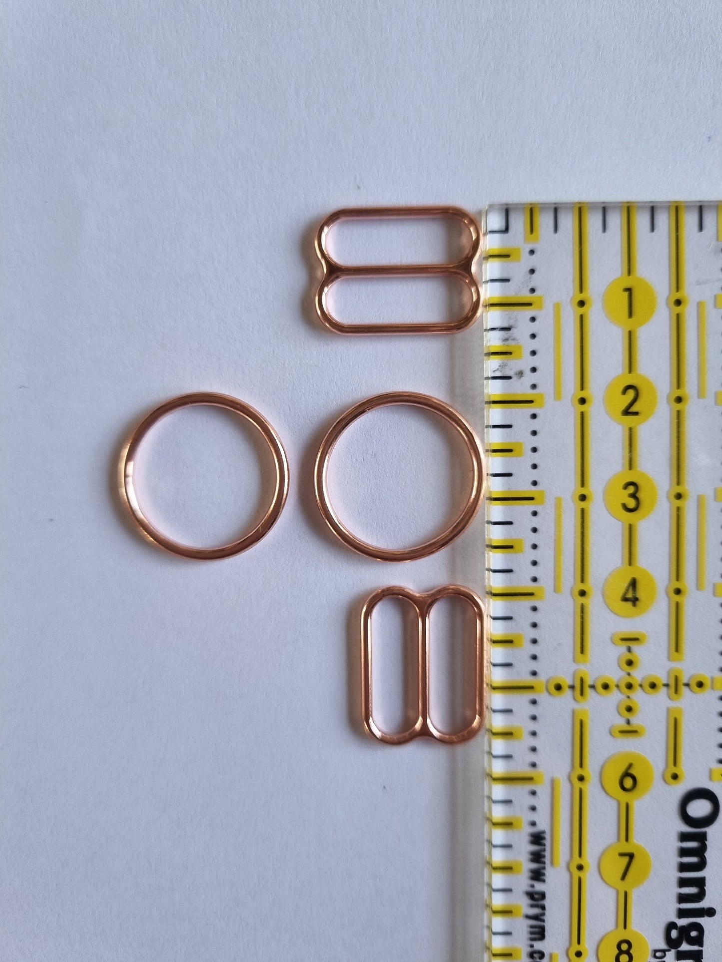 15mm ringetjes en schuifjes van metaal
