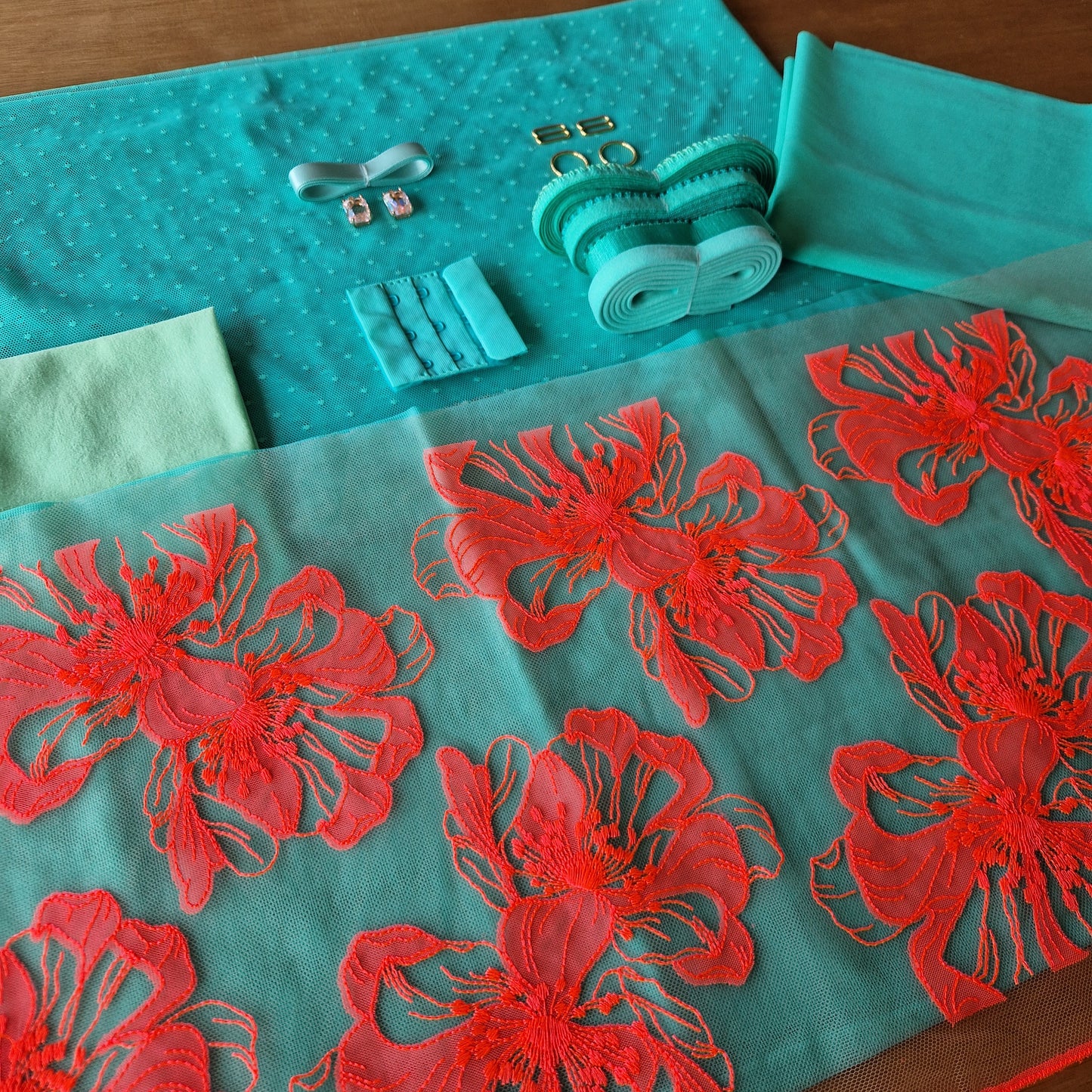 Lingerie kit "Tropical"