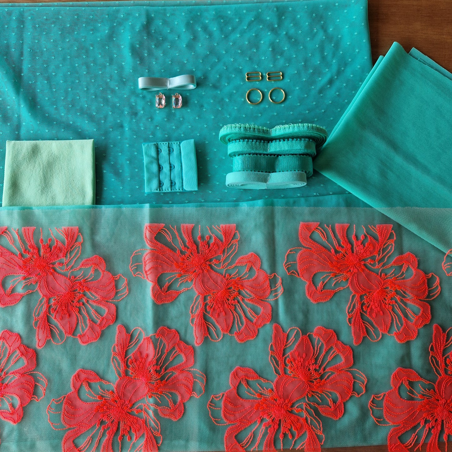 Lingerie kit "Tropical"