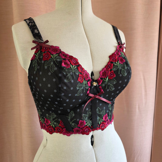 extra goed gevulde lingerie kit "Morticia"