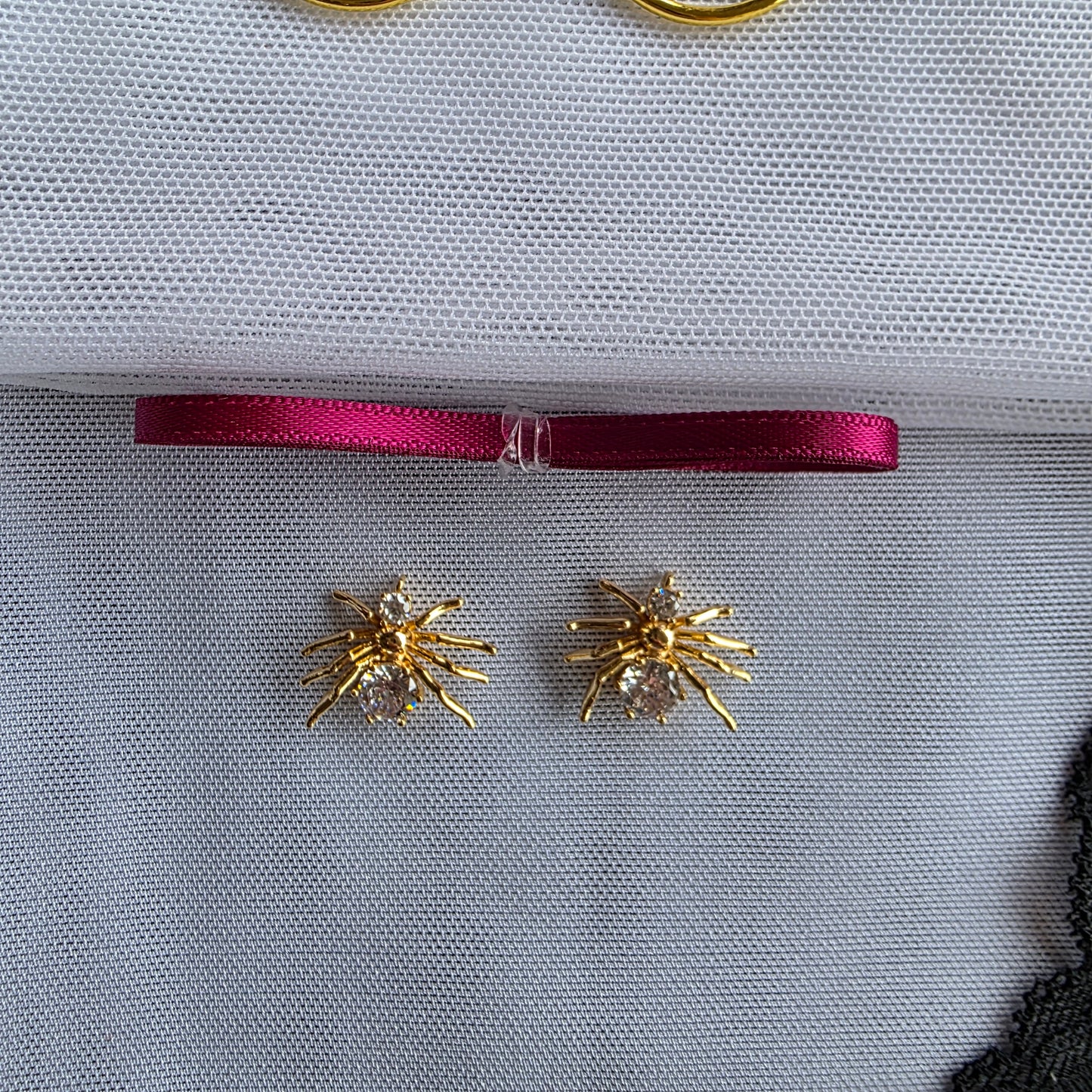 extra goed gevulde lingerie kit "Morticia"