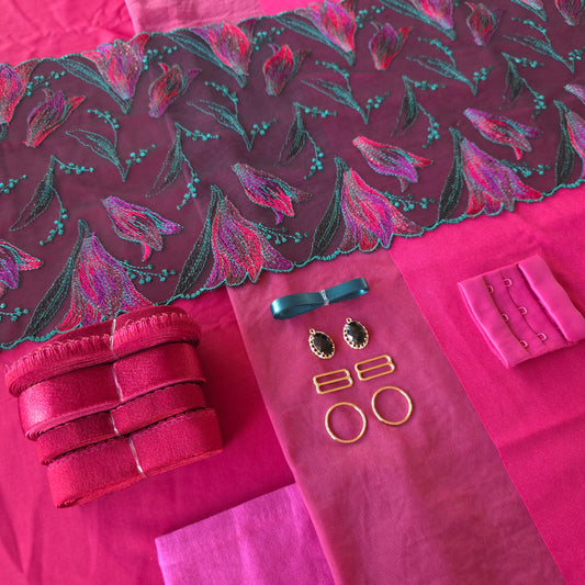 Lingerie kit "I See Red"