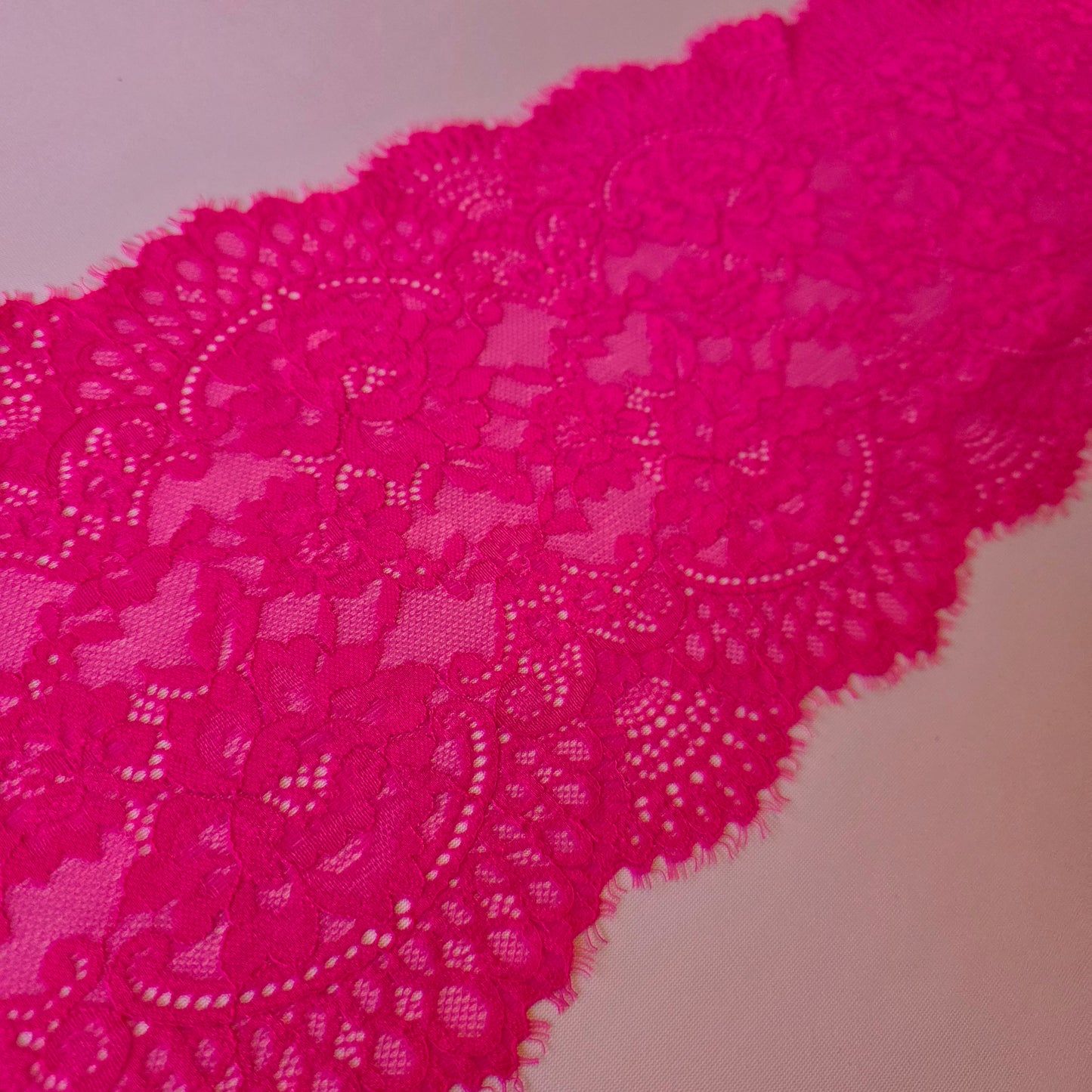 2026-2 fluor fuchsia roze stretchkant