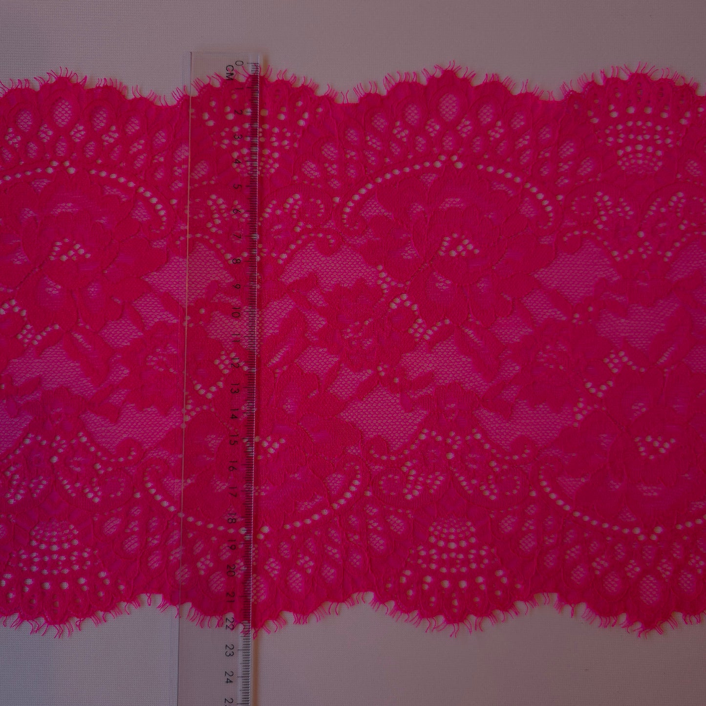 2026-2 fluor fuchsia roze stretchkant