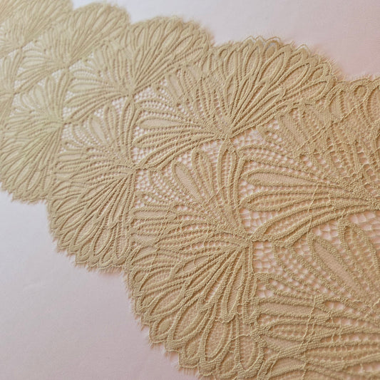 2026-7 sagegroen stretchkant met abstracte pioenrozen