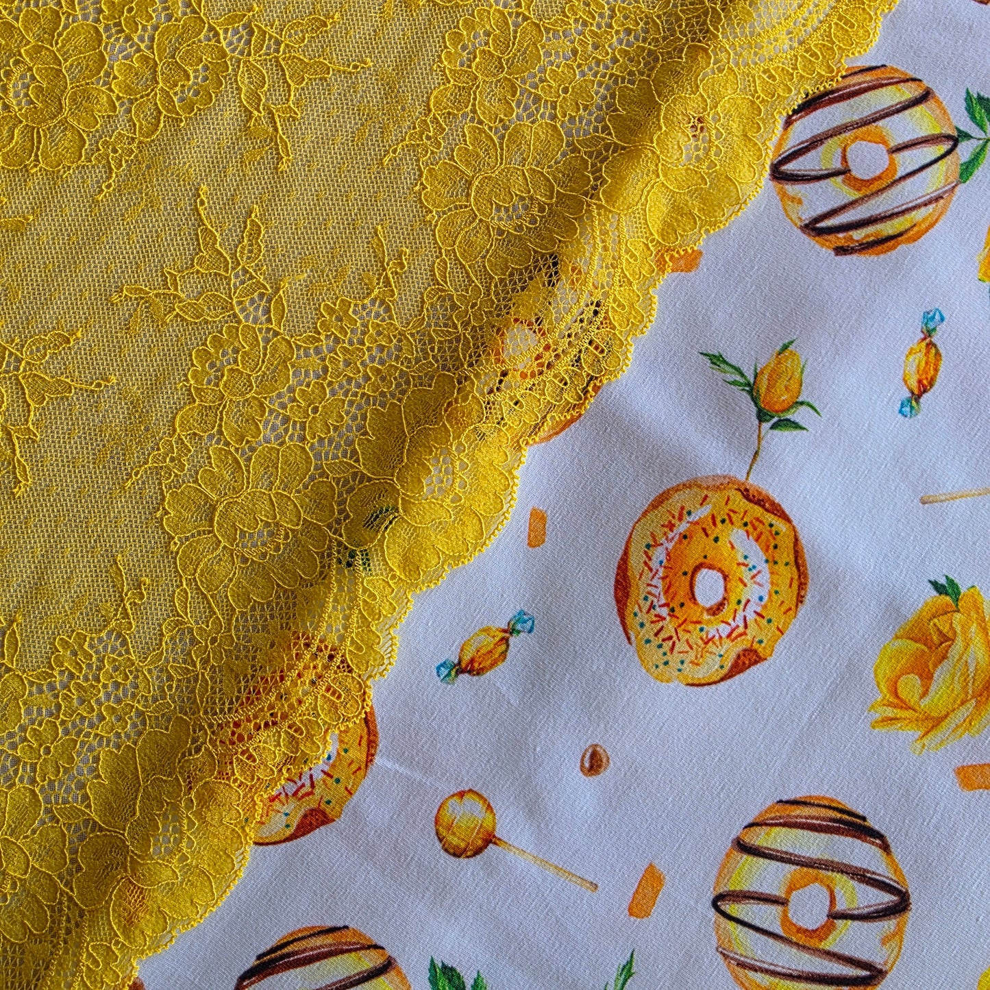 Lingerie kit "Sweet Sunshine" met katoenjersey