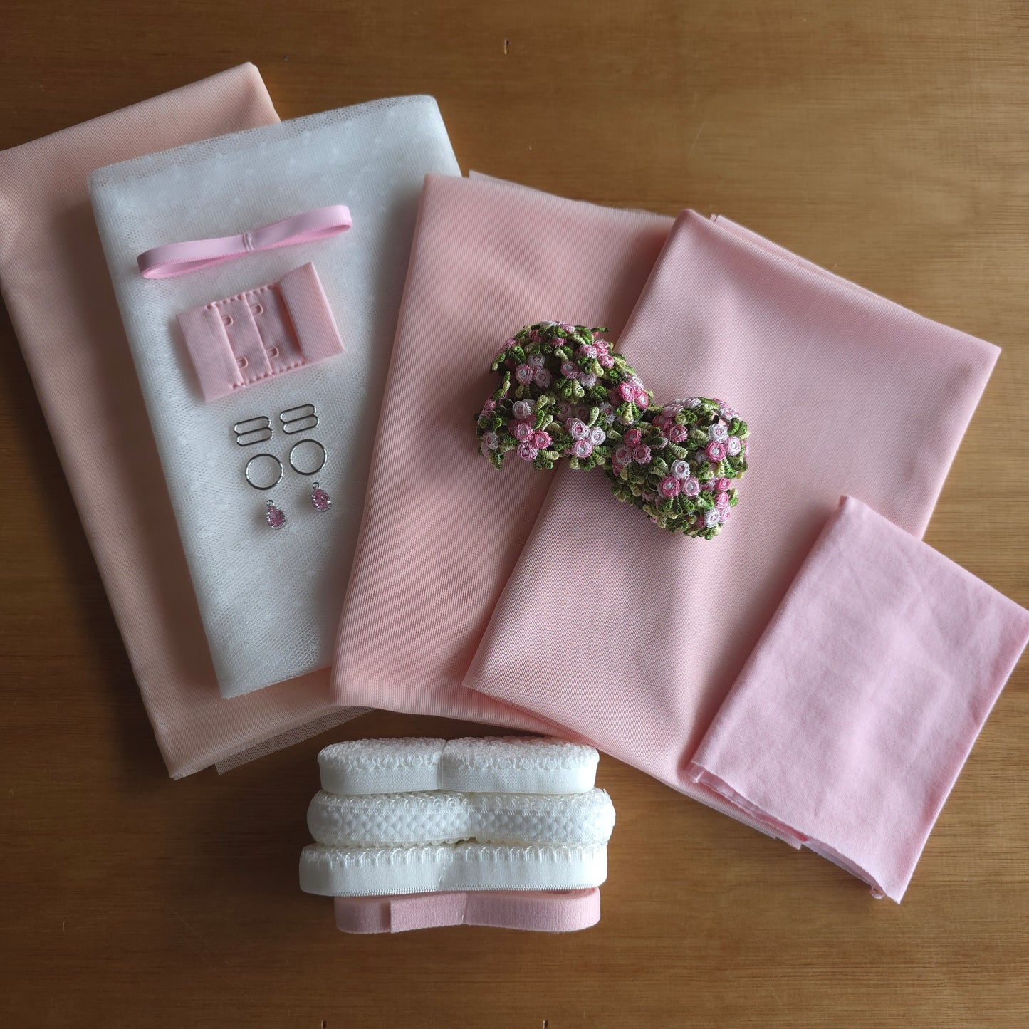 Lingerie kit "Vintage Romance"