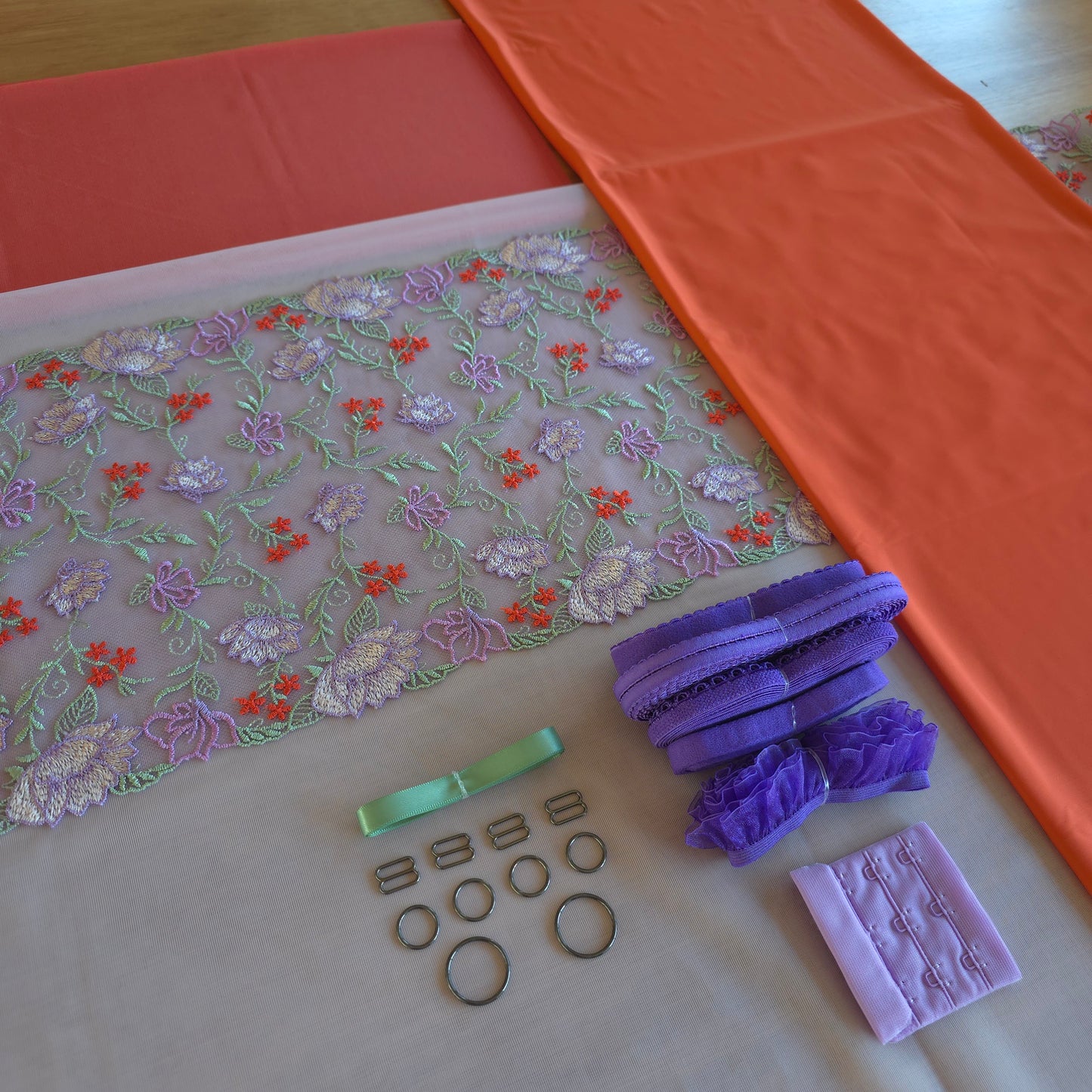 Lingerie kit "Blooming Garden"