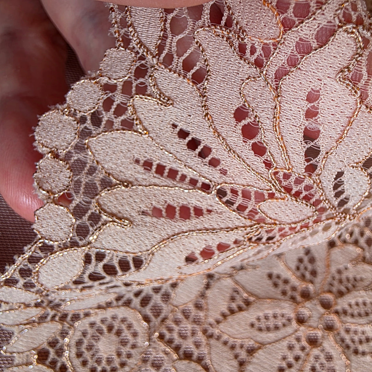 Lingerie kit voor het Rani bh patroon: "Faded Rose"