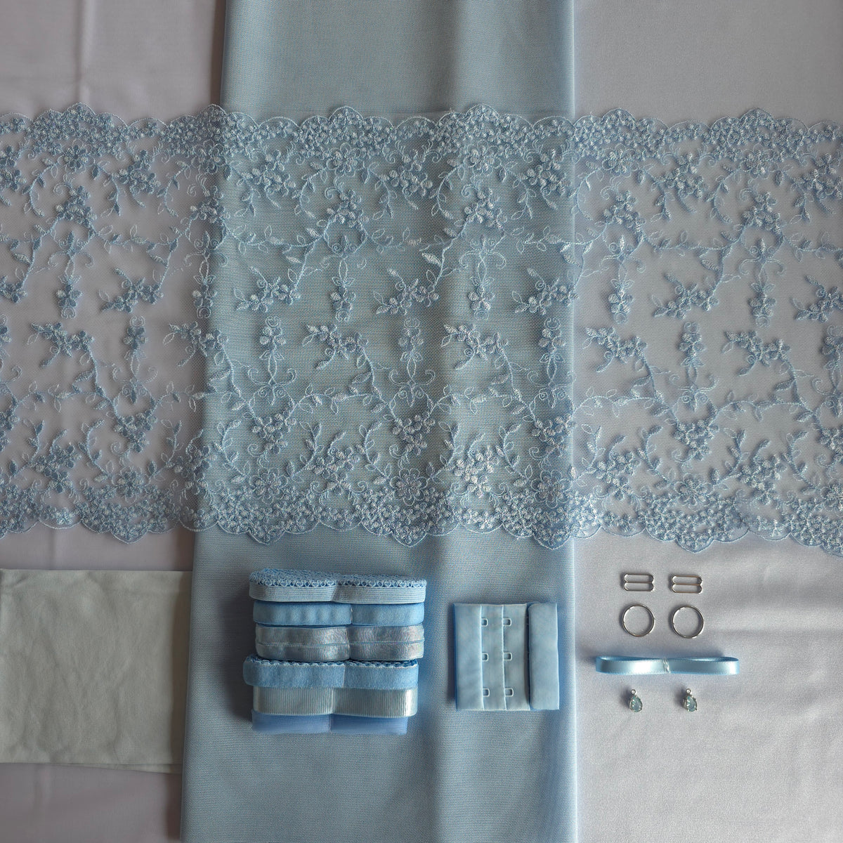Lingerie kit voor het Rani bh patroon: "Ice Glace"