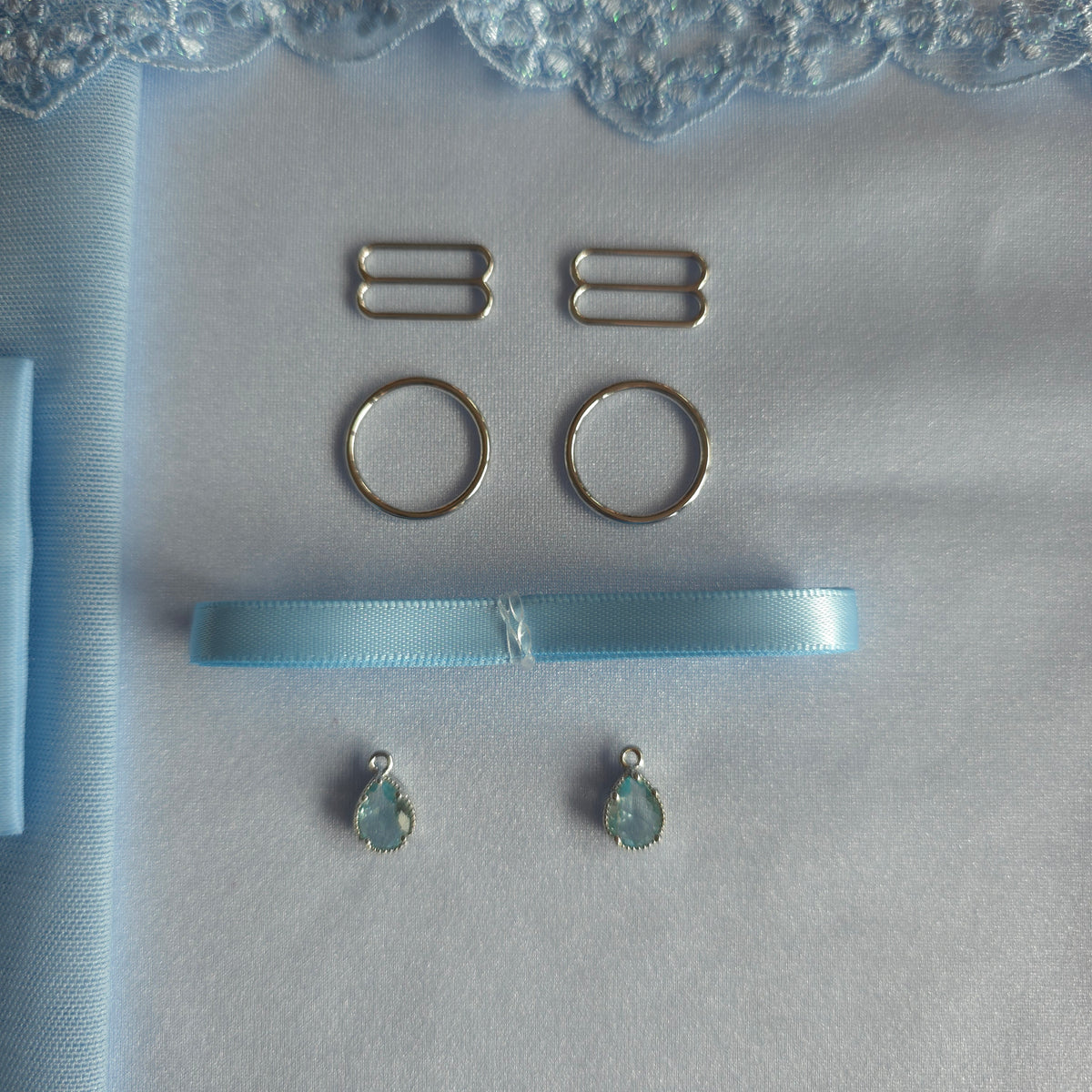 Lingerie kit voor het Rani bh patroon: "Ice Glace"